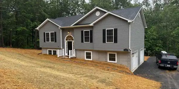 107 PINTO TRAIL