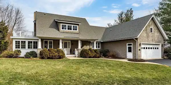 39 WINDTHISTLE LN
