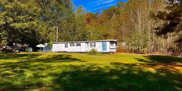 412 SHOEMAKER ROAD