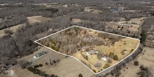 413 VIEWTOWN ROAD