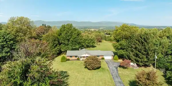 154 SKYLINE FOREST DRIVE
