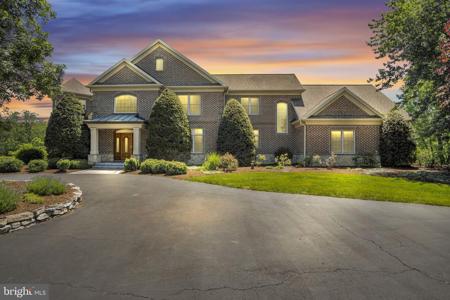 3 CONESTOGA LANE