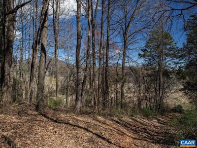 MIDDLE RIVER RD