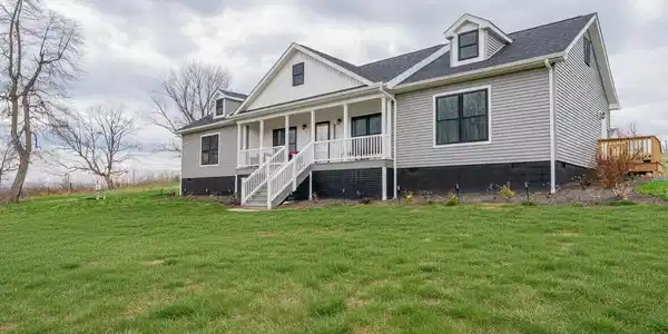 4723 SMITH CREEK ROAD
