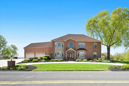 111 MOUNTAIN VIEW DRIVE