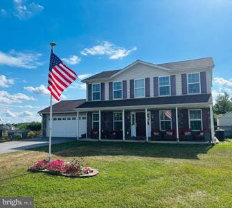 7 SPYGLASS DRIVE