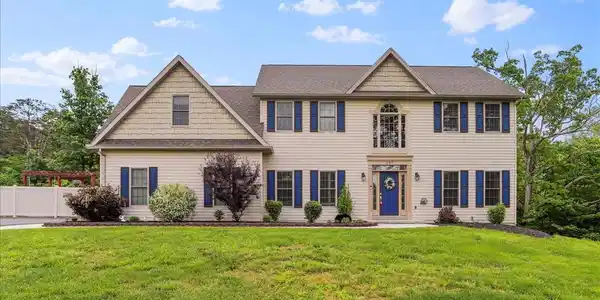 287 LAKEWOOD