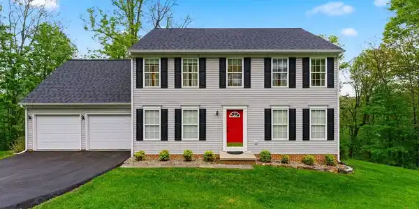 336 ZENITH DRIVE