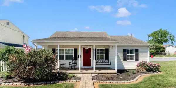 105 PRESTON