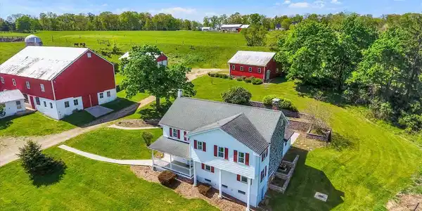120 WINDING ROAD