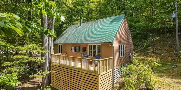 270 LITTLE CABIN RD