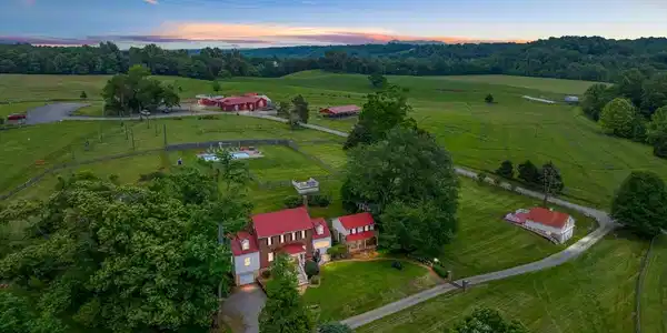 1830 THRIFT ROAD