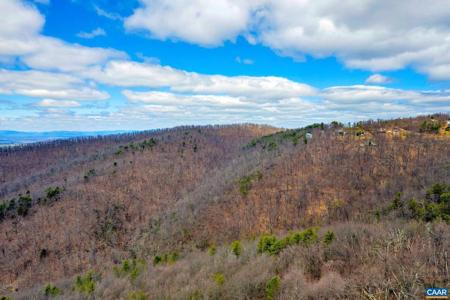 MOUNTAIN LAUREL LN
