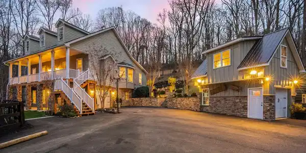 4527 HIGHPOINT LANE