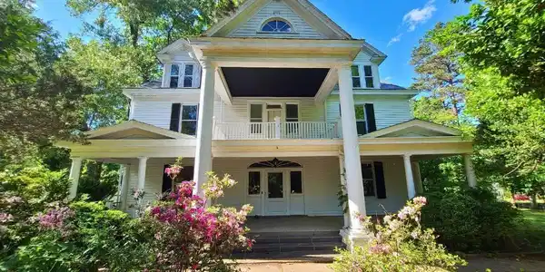 278 JAMES RIVER RD