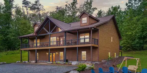 259 LOG HOME PLACE