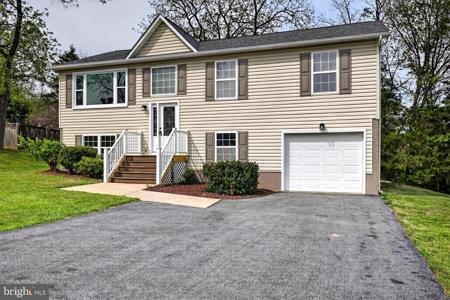 213 BLACK OAK DRIVE