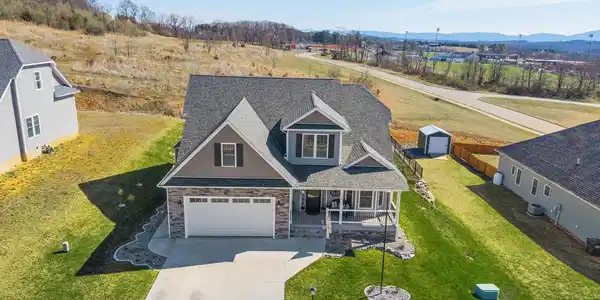 115 HULL HILLS LN
