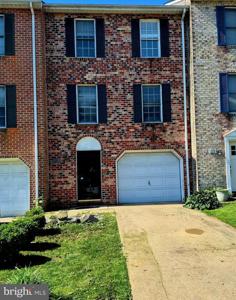19 STONEWALL COURT