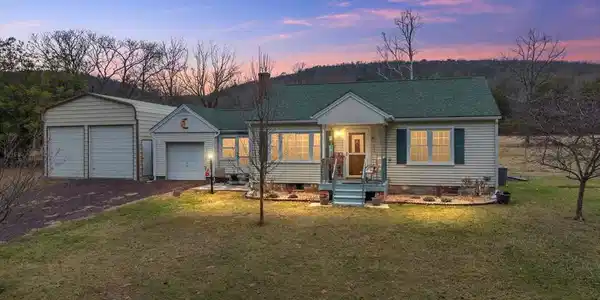 1045 FORT VALLEY ROAD