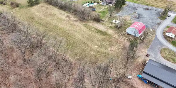 1142 RIDGE ROAD