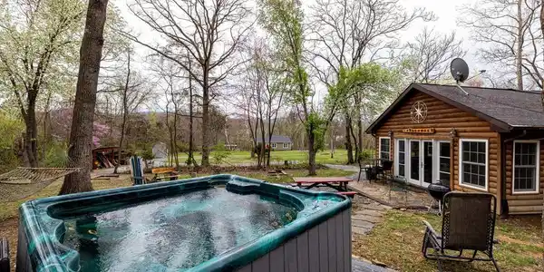 125 FISHERMANS LANE