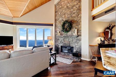 1818 HIGH RIDGE CT CONDOS