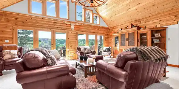 1506 WYNONAH DRIVE