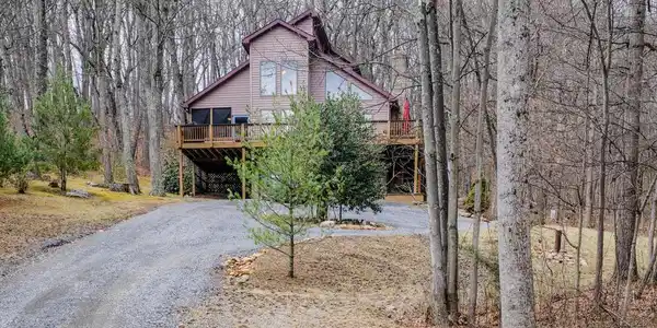 642 PADDYS RUN ROAD