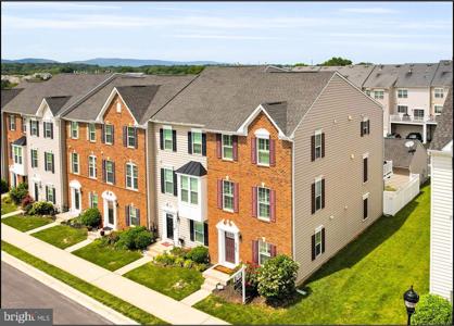 6367 WALCOTT LANE
