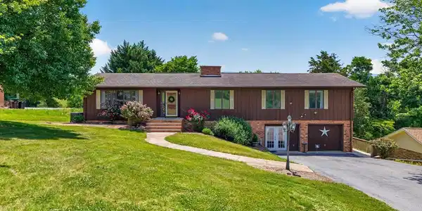 9510 SHENANDOAH DRIVE