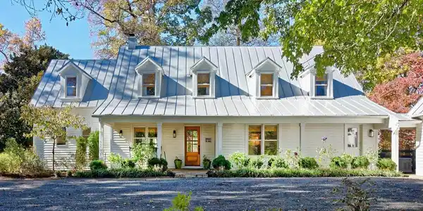 1709 NORTH POES ROAD