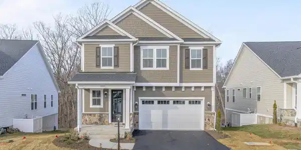 1B SABLEWOOD DR
