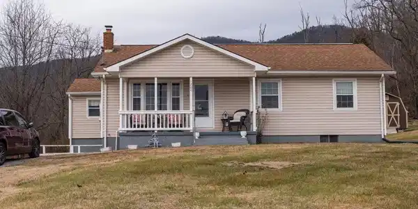 1204 BATTLECREEK ROAD