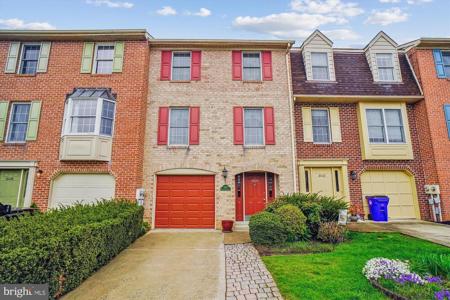 8020 HOLLOW REED COURT
