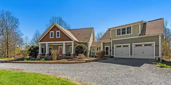 6864/6860 ENGLE MOLERS ROAD