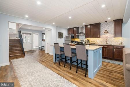 8 LAUREL BROOK DRIVE
