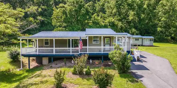 185 ESTALINE VALLEY RD