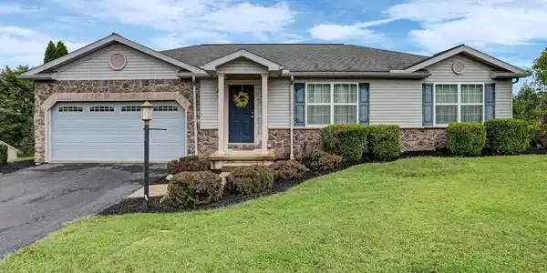10 WARGO LANE