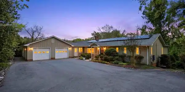 620 LAKE SERENE DRIVE
