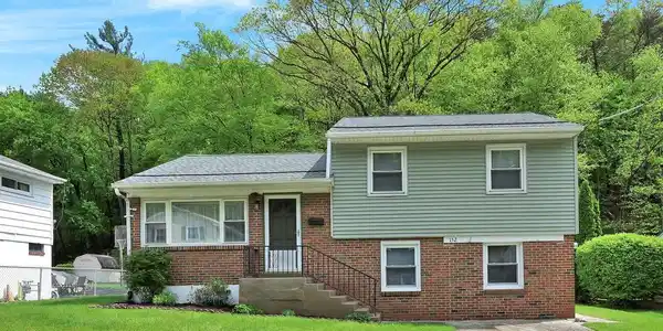 152 ANDERSON STREET