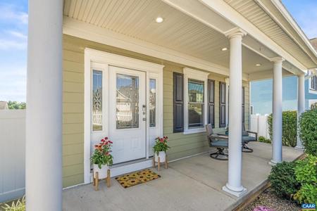 260 WINDSOR DR