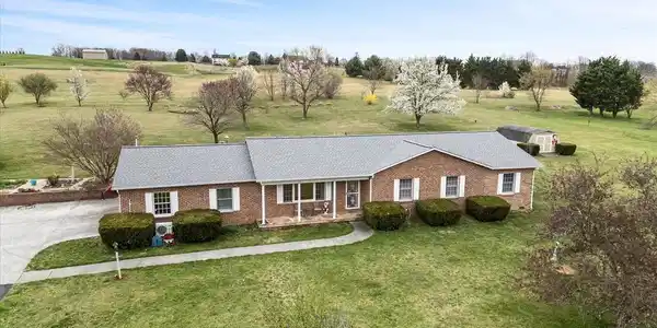 5321 MIDDLE ROAD