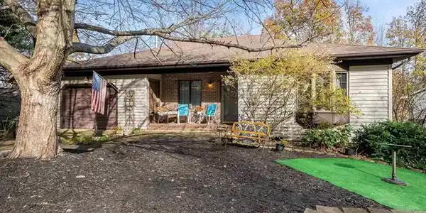 702 FLOWER DRIVE