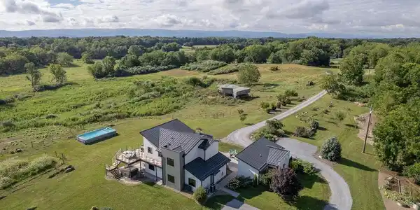 1744 LORD FAIRFAX HIGHWAY