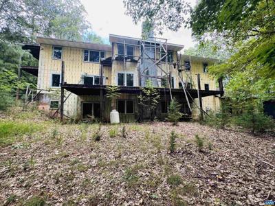 1331 MILLARD BURKE MEMORIAL HWY