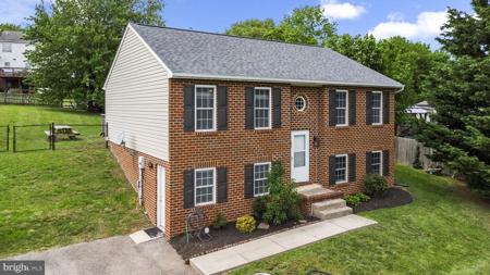 111 GABRIEL COURT