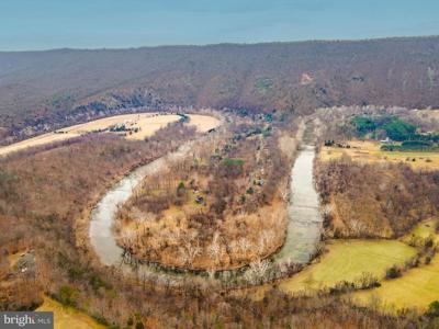 Beside 362 RIVERVIEW DRIVE