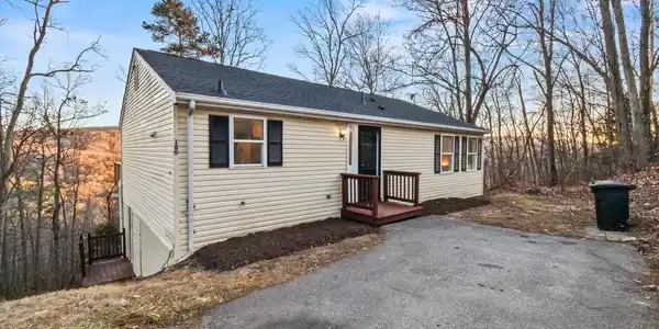 180 CREST LANE
