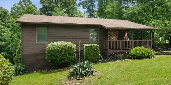 262 BLUE VALLEY ROAD